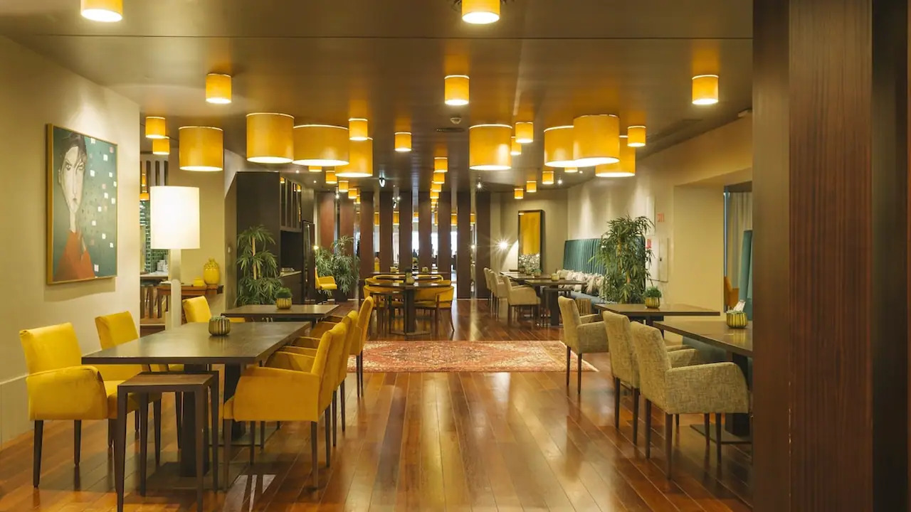 Holiday Inn Porto Gaia